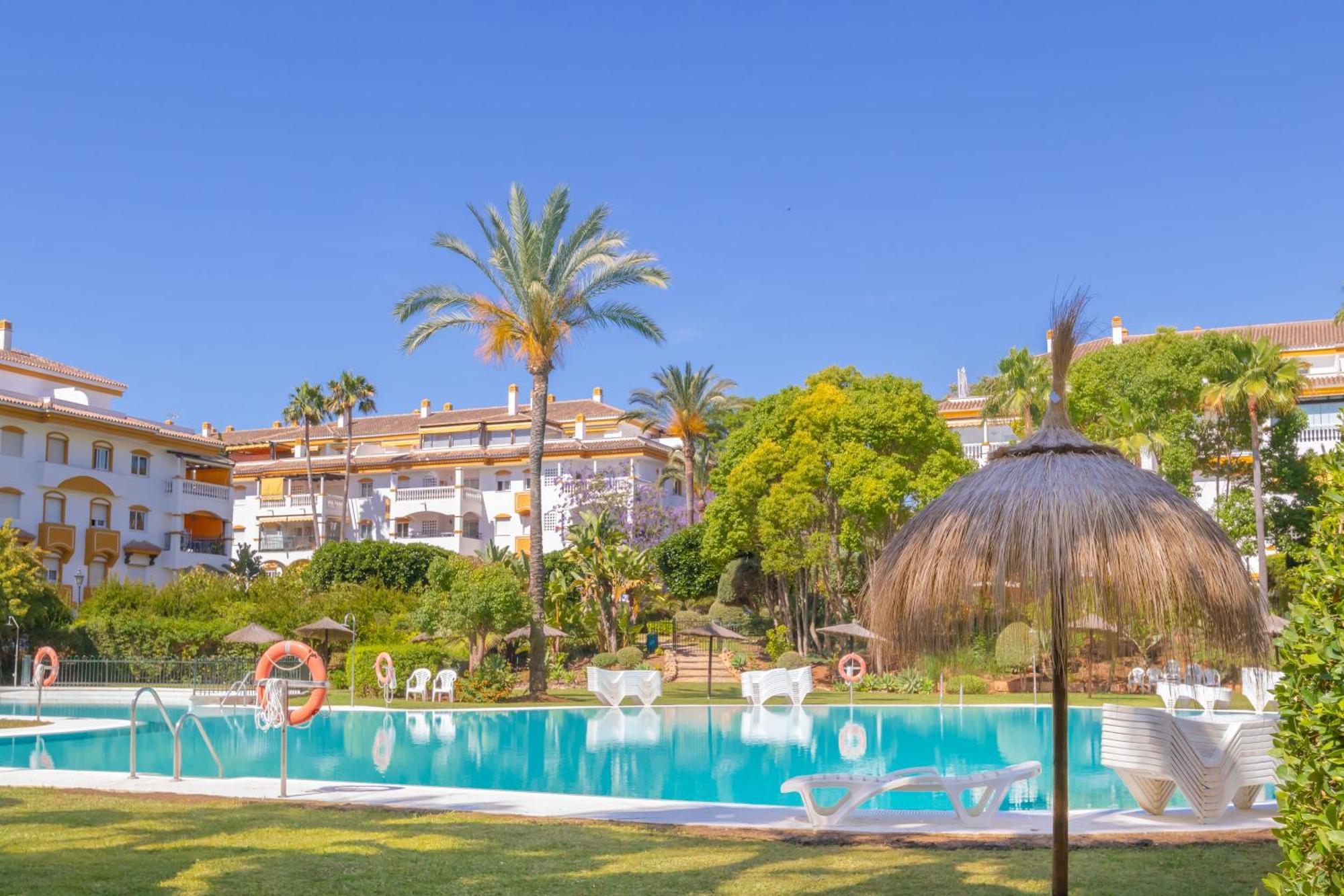 Dama De Noche L - Puerto Banus Apartamento Marbella